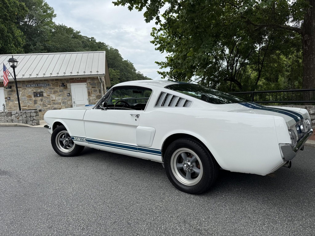 1965 Ford Mustang Fastback 289 - Image 45