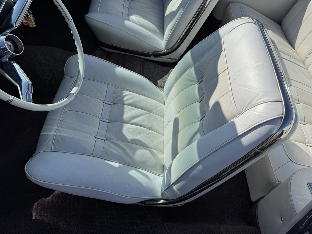 1960 Cadillac Eldorado Biarritz Convertible - Image 124