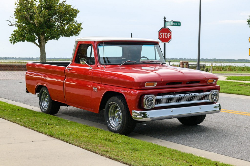 1966 GMC 1000 Wide-Side Pickup
