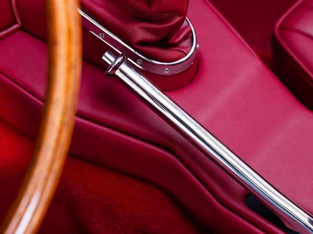 1965 Jaguar E-Type 4.2 - Image 31