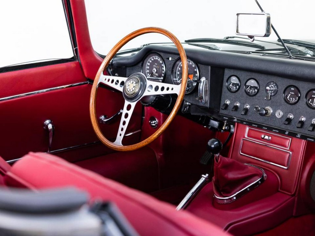 1965 Jaguar E-Type 4.2 - Image 32