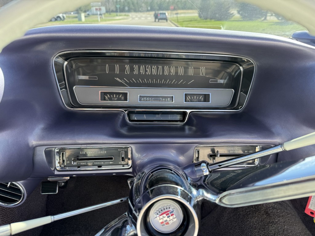 1960 Cadillac Eldorado Biarritz Convertible - Image 126