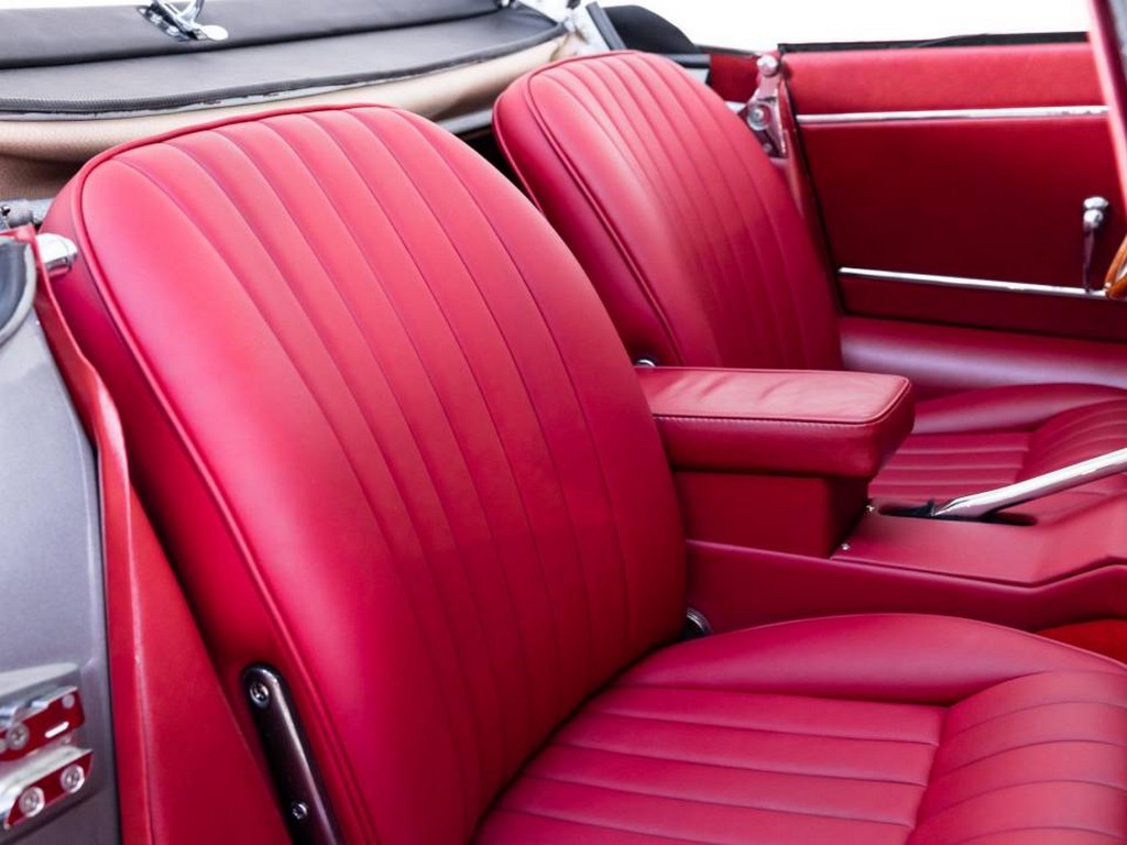 1965 Jaguar E-Type 4.2 - Image 33