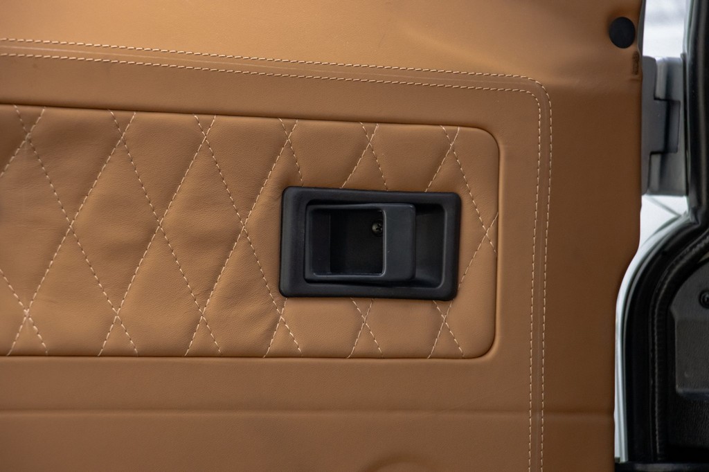 1995 Land Rover Defender 110 - Online Sale - Image 53