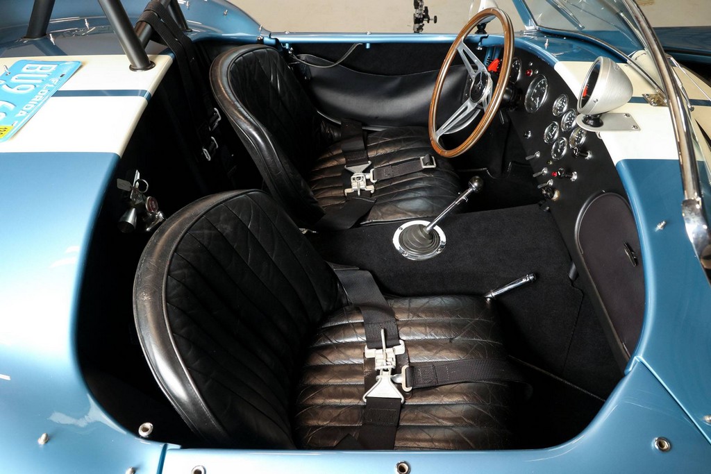 1965 Shelby 427 Cobra - Image 10