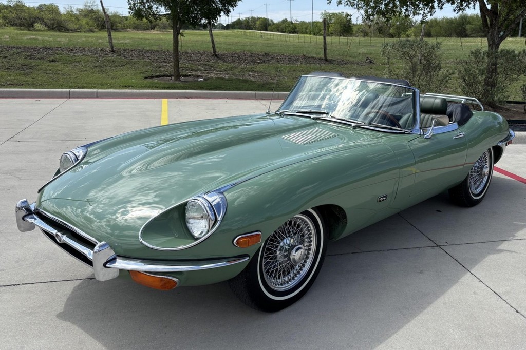1971 Jaguar XKE Series II Roadster - Image 30