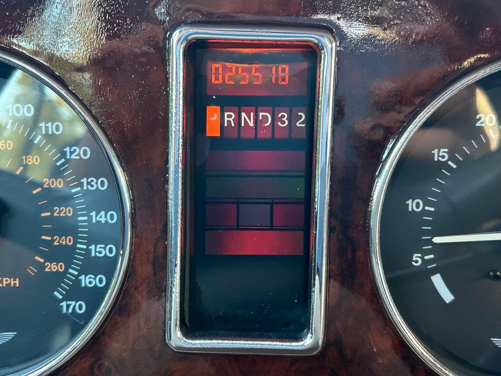 2001 Bentley Azure - Image 28