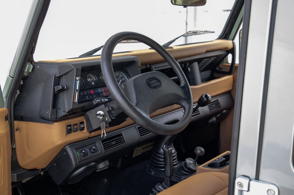 1995 Land Rover Defender 110 - Online Sale - Image 57