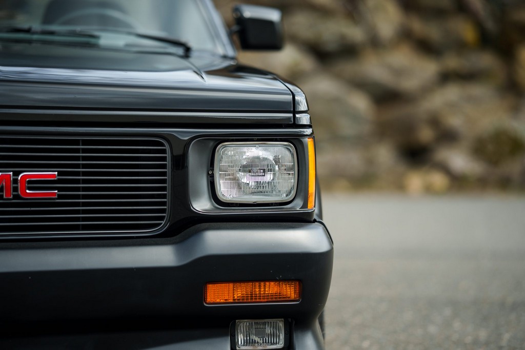 1991 GMC Syclone - Image 46