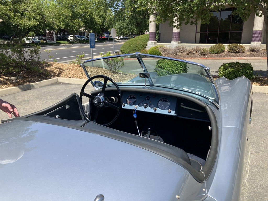 1953 Jaguar XK120 Roadster – Online Sale - Image 5