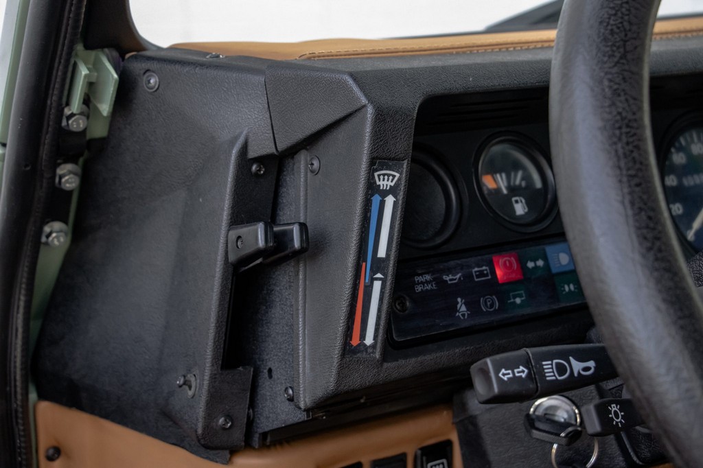 1995 Land Rover Defender 110 - Online Sale - Image 60