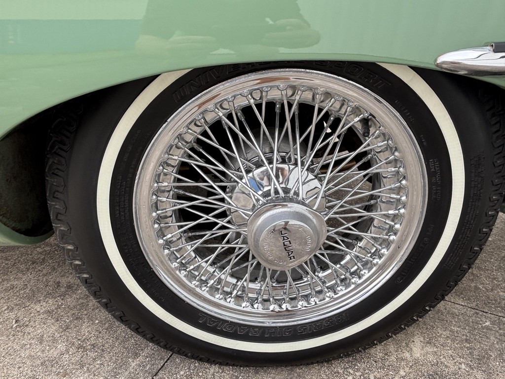 1971 Jaguar XKE Series II Roadster - Image 35