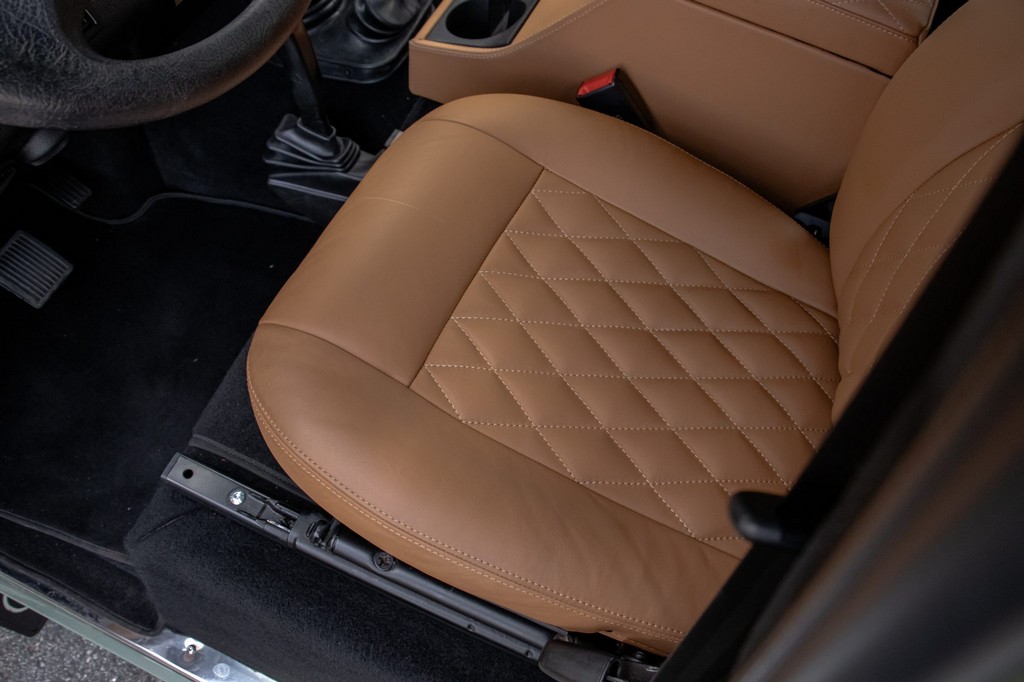 1995 Land Rover Defender 110 - Online Sale - Image 61