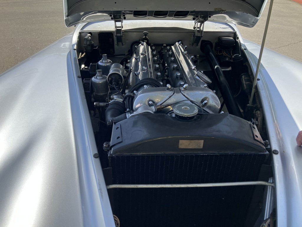 1953 Jaguar XK120 Roadster – Online Sale - Image 7