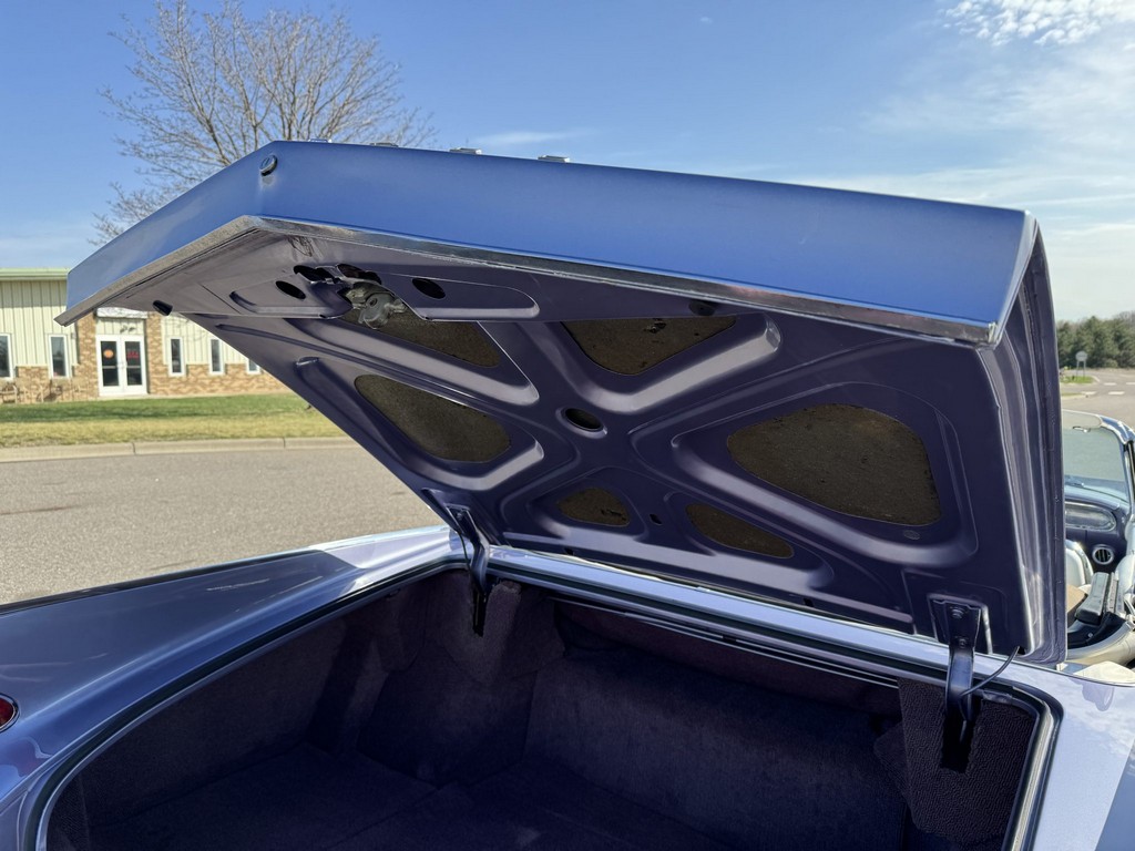 1960 Cadillac Eldorado Biarritz Convertible - Image 10