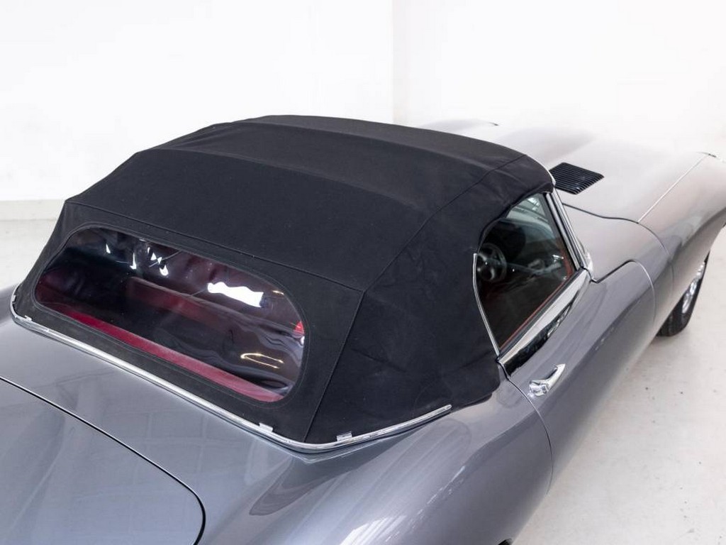 1965 Jaguar E-Type 4.2 - Image 8