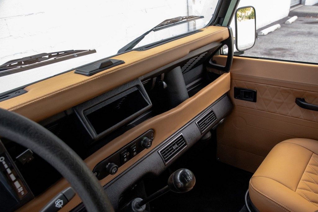 1995 Land Rover Defender 110 - Online Sale - Image 63