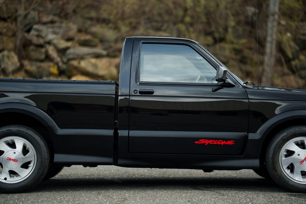 1991 GMC Syclone - Image 51