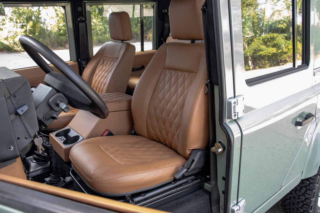 1995 Land Rover Defender 110 - Online Sale - Image 64