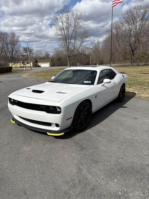2017 Dodge Challenger SRT Hellcat - Image 39