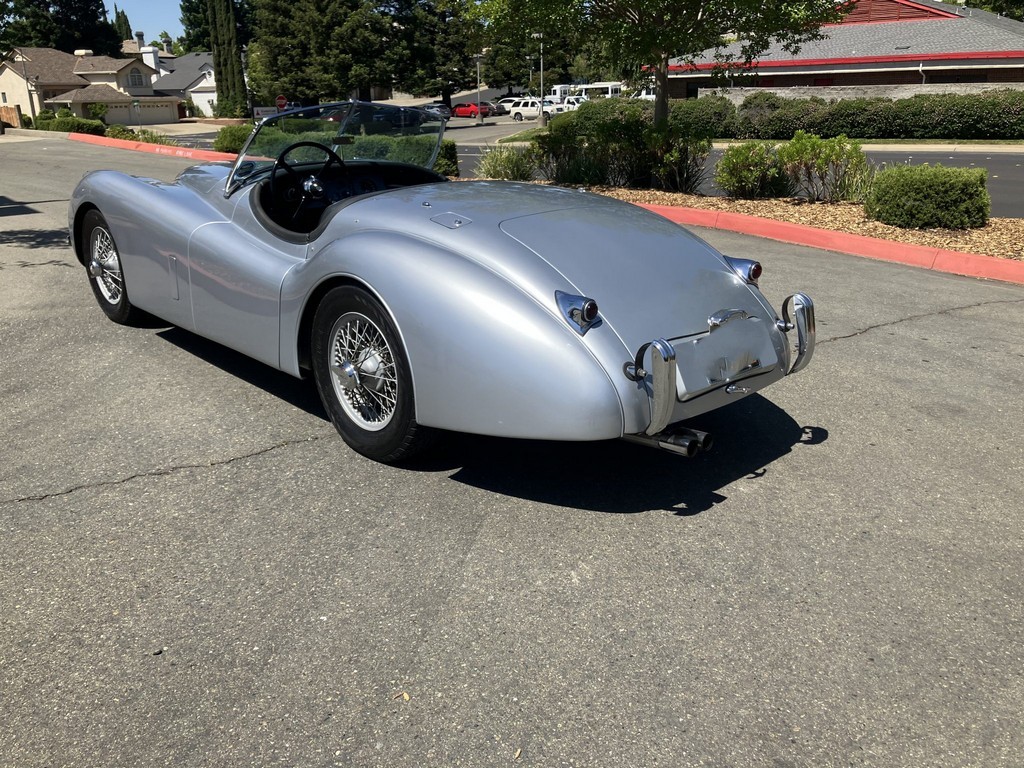 1953 Jaguar XK120 Roadster – Online Sale - Image 12