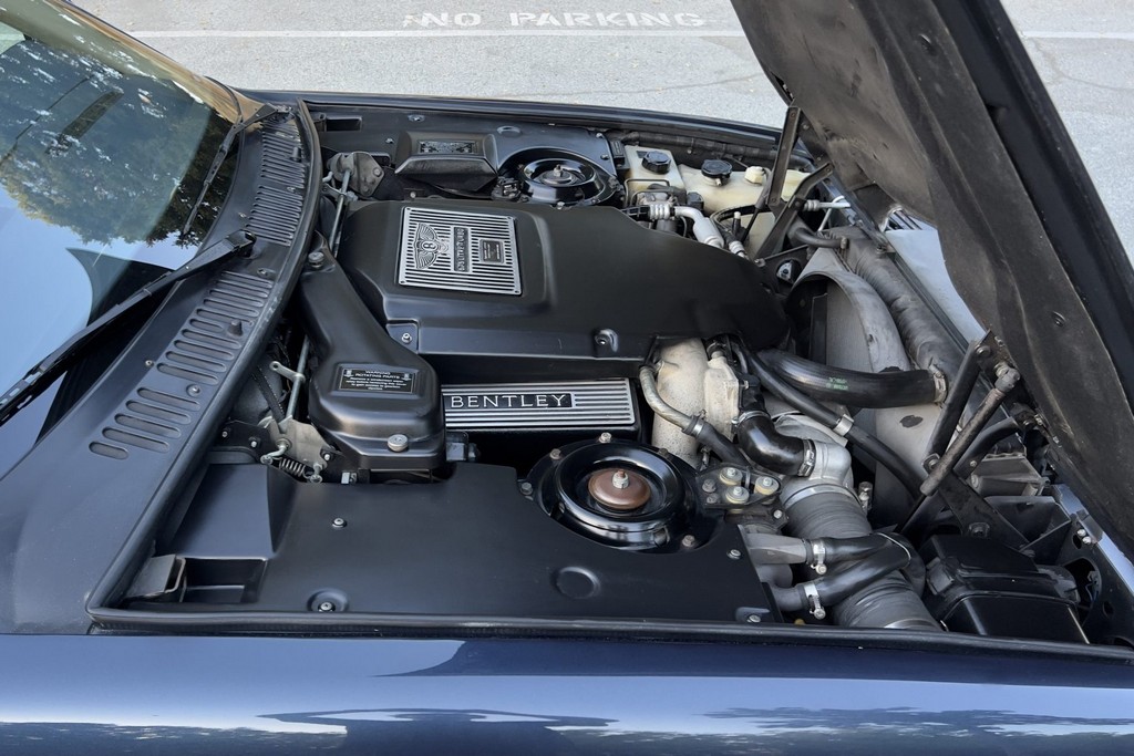 2001 Bentley Azure - Image 38