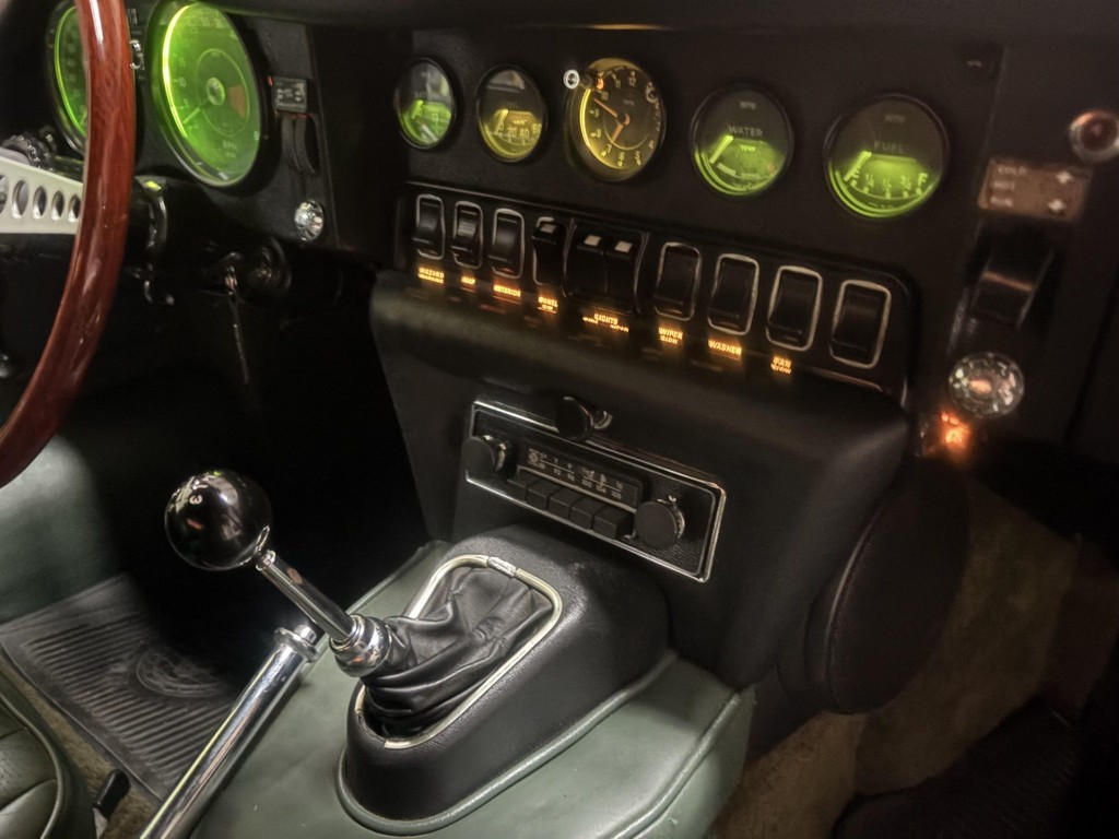 1971 Jaguar XKE Series II Roadster - Image 42