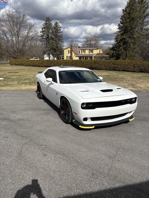 2017 Dodge Challenger SRT Hellcat - Image 40