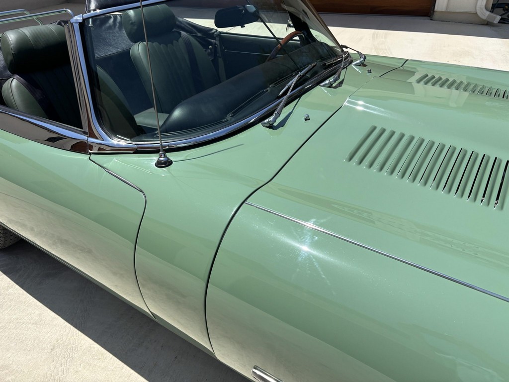 1971 Jaguar XKE Series II Roadster - Image 43