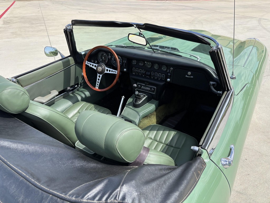 1971 Jaguar XKE Series II Roadster - Image 45