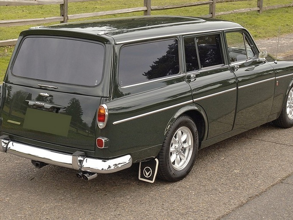 1968 Volvo 122S Wagon - Image 7