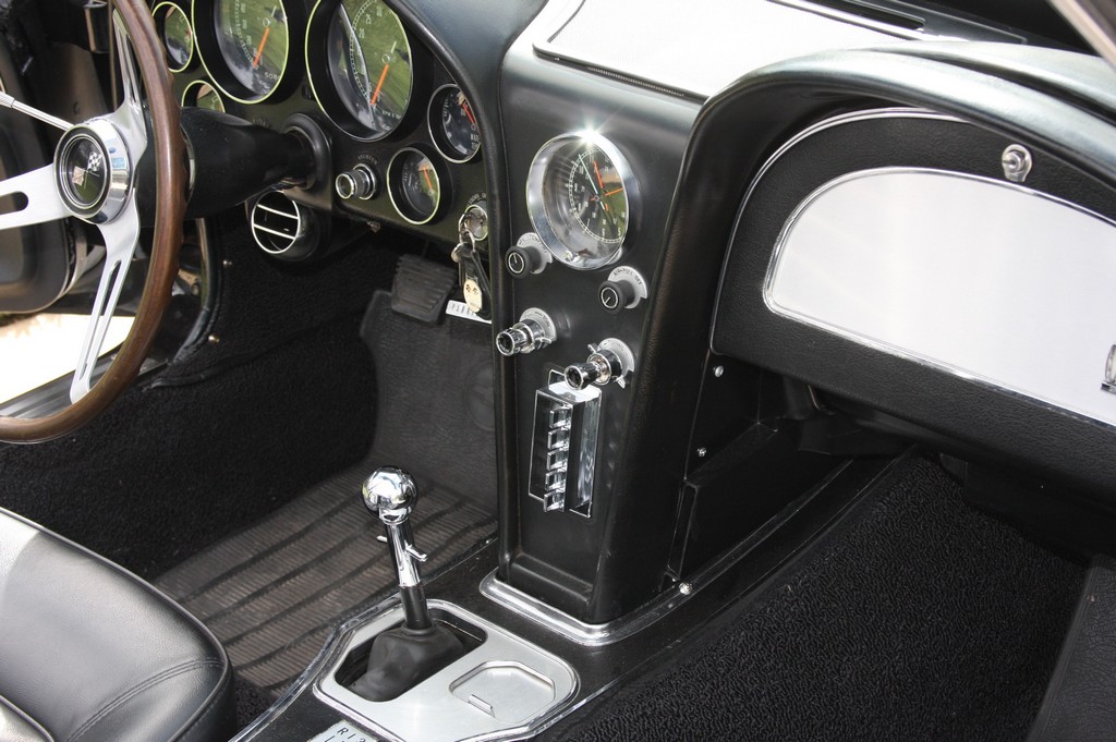 1966 Chevrolet Corvette Convertible 327/350 L79 - Image 74