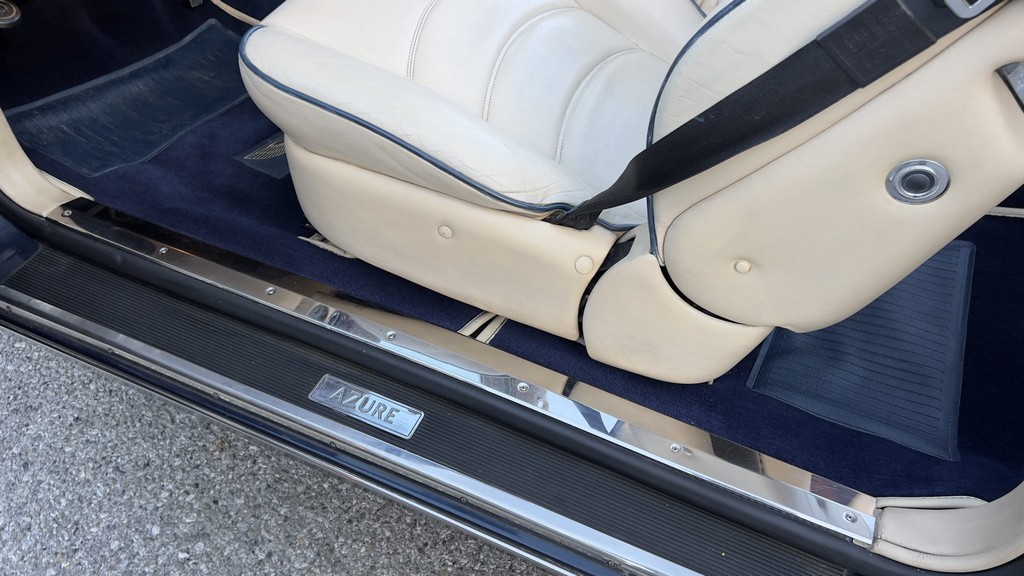 2001 Bentley Azure - Image 54