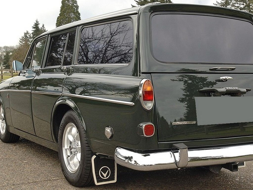 1968 Volvo 122S Wagon - Image 10