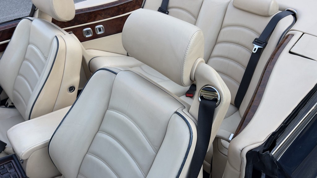 2001 Bentley Azure - Image 55