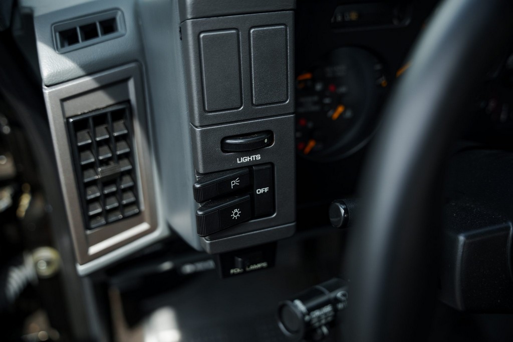 1991 GMC Syclone - Image 72