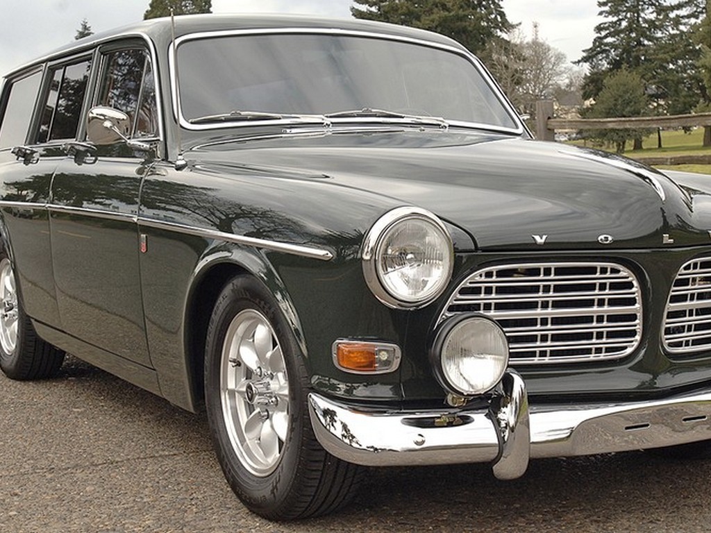 1968 Volvo 122S Wagon - Image 12