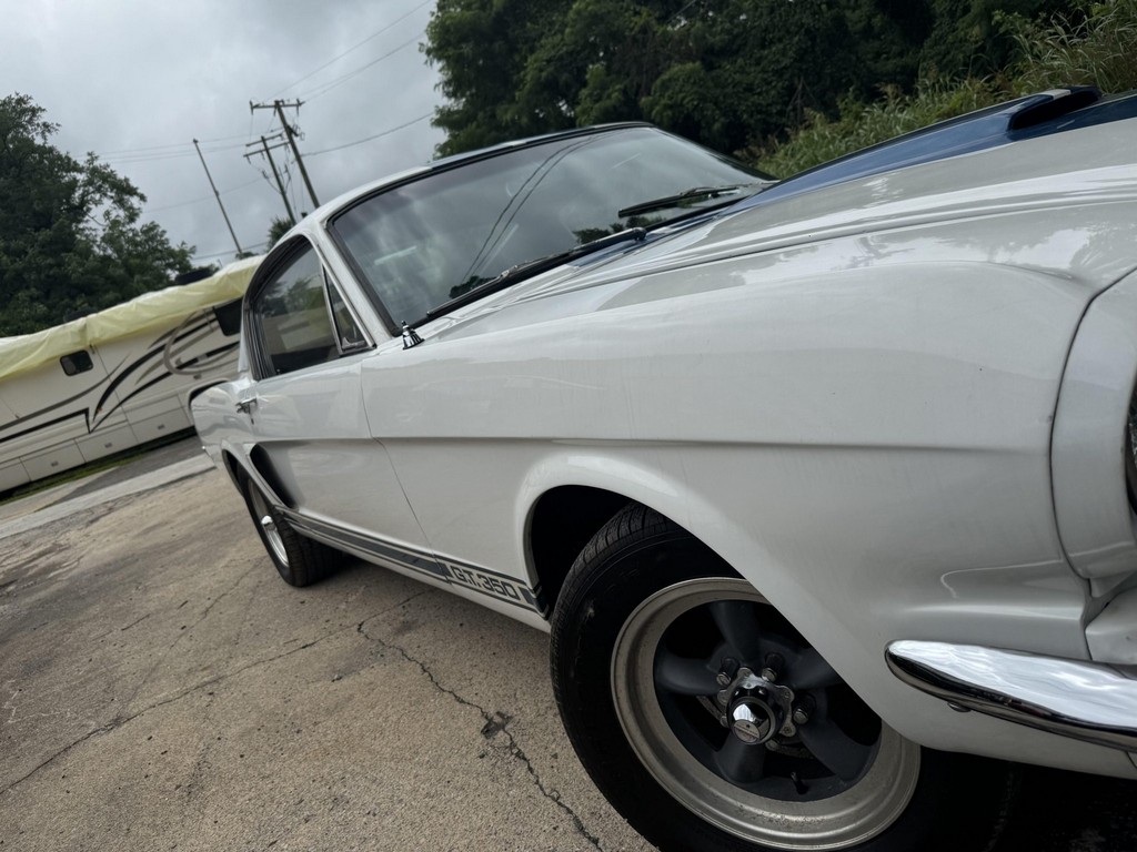 1965 Ford Mustang Fastback 289 - Image 16