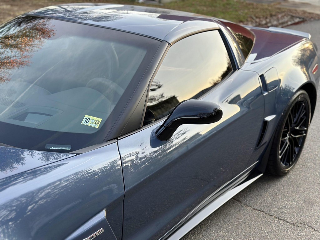 2011 Chevrolet Corvette Z06 Carbon Edition Z07 - Image 11