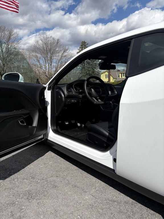 2017 Dodge Challenger SRT Hellcat - Image 55