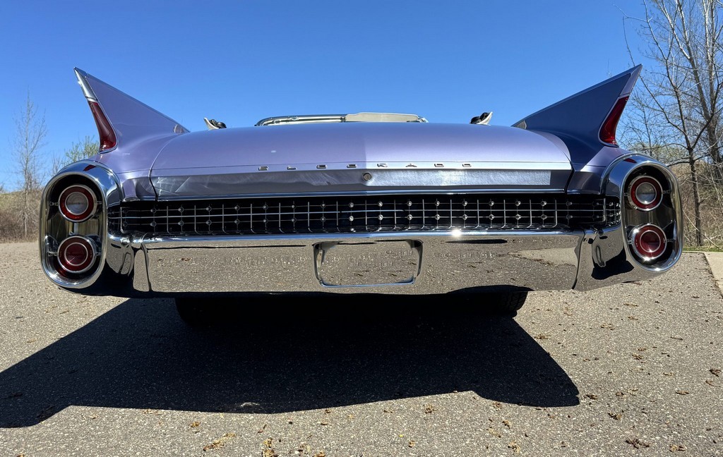 1960 Cadillac Eldorado Biarritz Convertible - Image 35