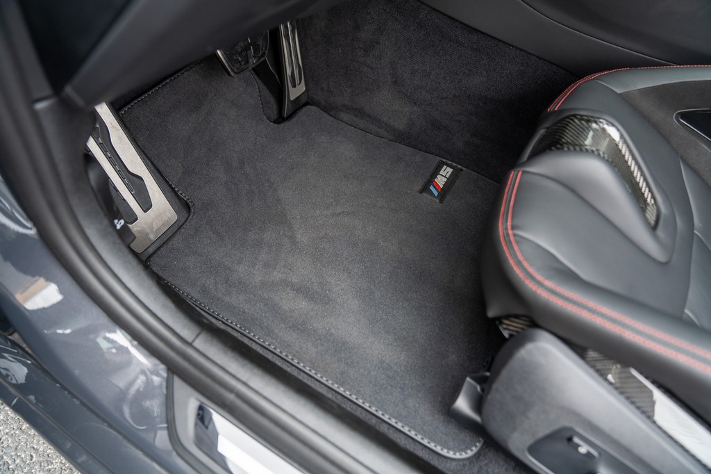 2022 BMW M5 CS - Image 101