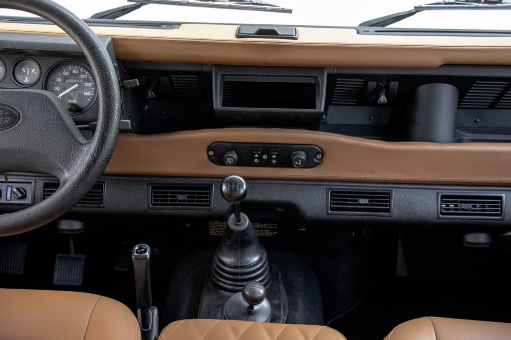 1995 Land Rover Defender 110 - Online Sale - Image 94