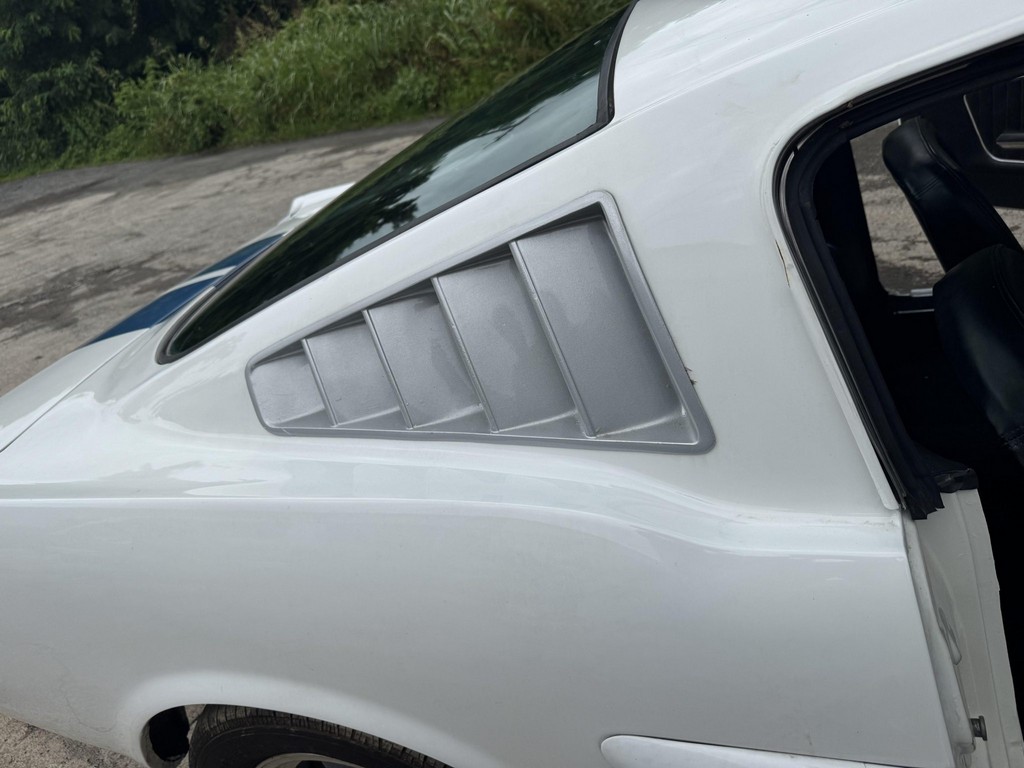 1965 Ford Mustang Fastback 289 - Image 22