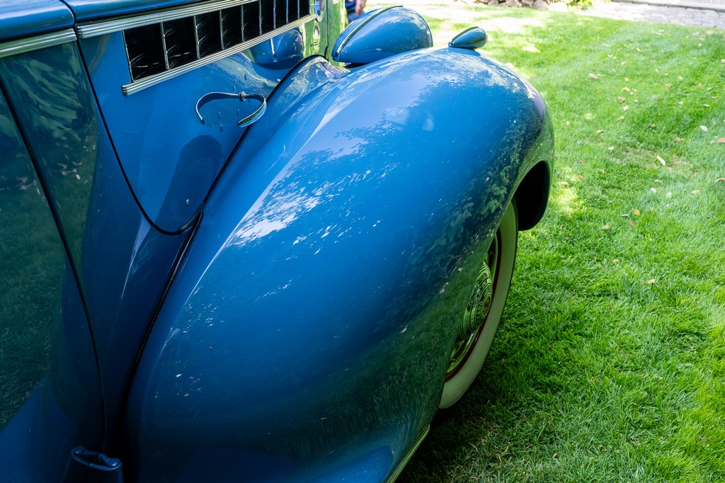 1940 Chevrolet One-Ten Club Coupe - Image 100