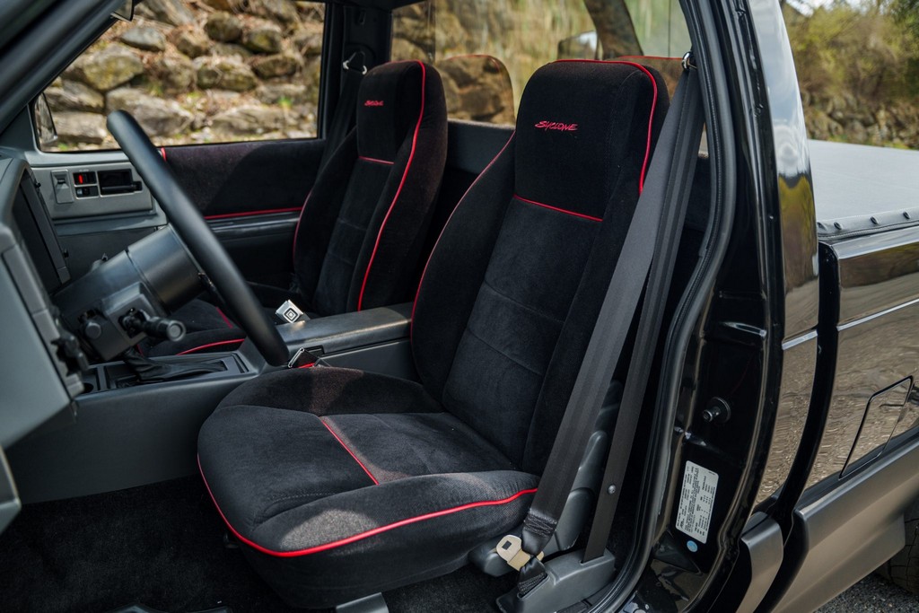 1991 GMC Syclone - Image 84