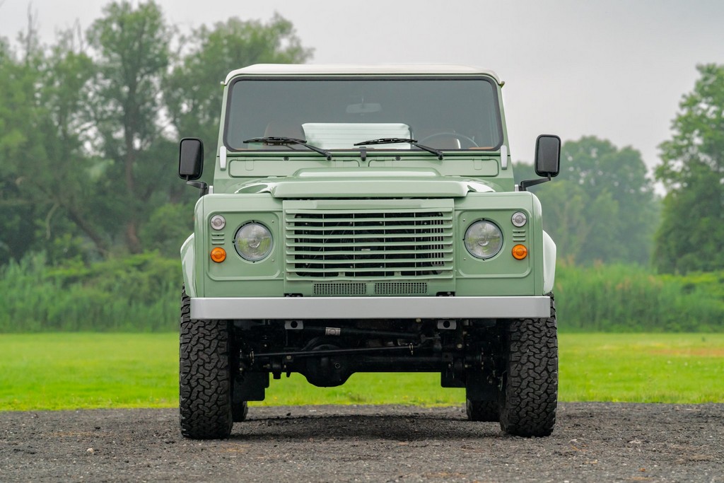 1995 Land Rover Defender 110 - Online Sale - Image 100