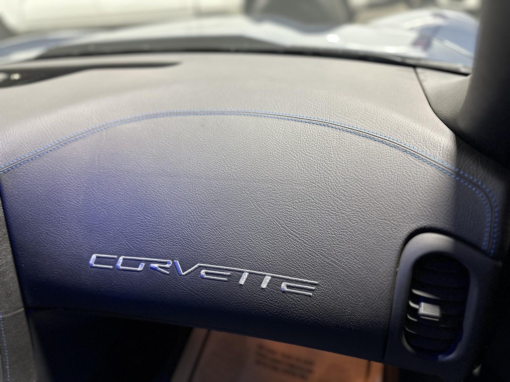 2011 Chevrolet Corvette Z06 Carbon Edition Z07 - Image 25