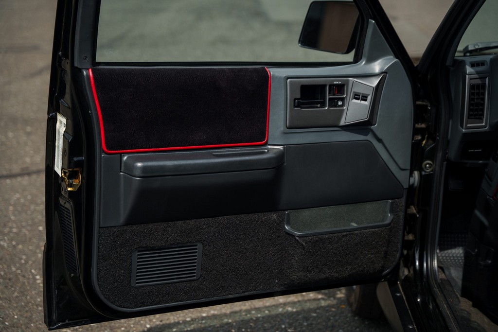 1991 GMC Syclone - Image 90