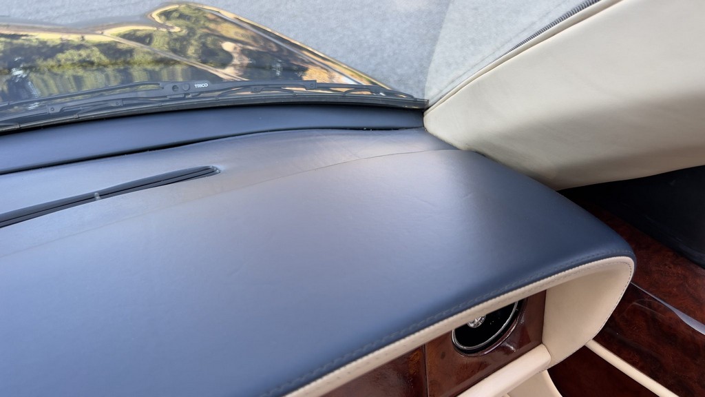 2001 Bentley Azure - Image 74